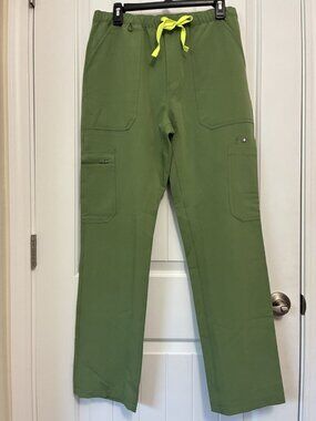 Figs Axim Cargo Scrub Pants In Olive Size MT 32” x 33”